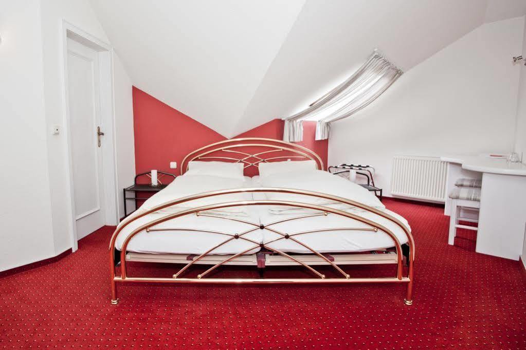 Landhotel Imhof Neuhof  Luaran gambar